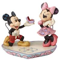Disney Traditions - 13cm Mickey Proposes to Minnie