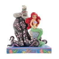 Disney Traditions - 24cm Ariel & Ursual, Good vs Evil