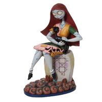 Disney Traditions - 22cm Sally On Gravestone