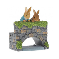 Beatrix Potter - 10cm Peter & Benjamin Bunny on the Bridge